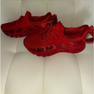 COPY - SOSO sneakers gently used size 9